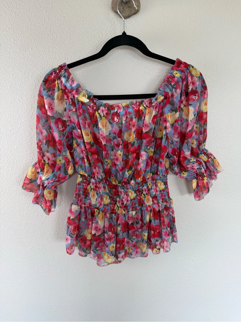 L'Agence Aubriella Off the Shoulder Floral Blouse Red Multi Casual Women’s Small